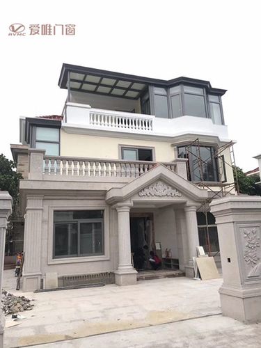 爱唯门窗 演绎高端别墅门窗工程的匠心之美